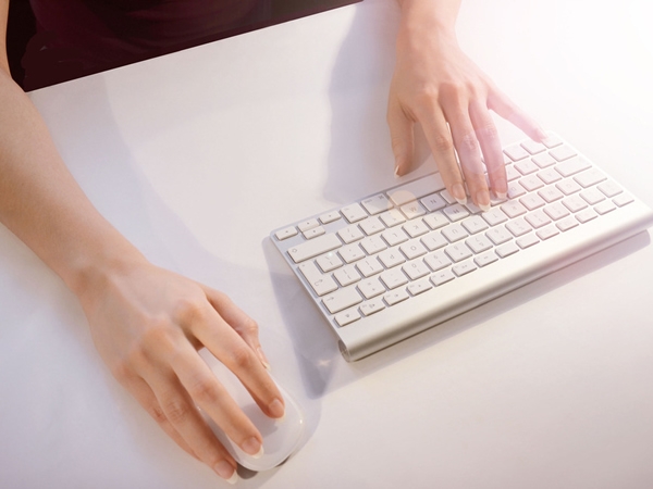 Automatic labeling machine helps Boying Energy  take off